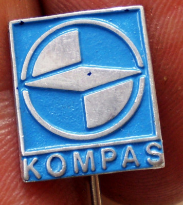 I.969 INSIGNA STICKPIN JUGOSLAVIA YUGOSLAVIA ORIENTARE TURISM KOMPAS BUSOLA foto