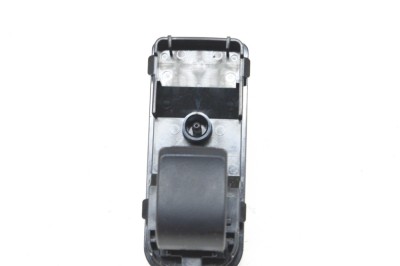 Buton geam ușă dreapta spate MAZDA CX-3 DK 2018 OEM: D09H-66-370 | 13987110 foto