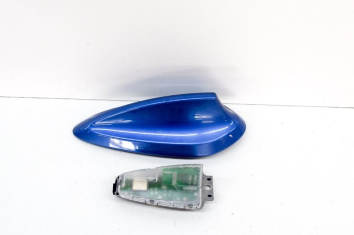 Antena BMW 4 Coupe F32, F82 2014 OEM: 6959146,9262259,30000986BF 14385545