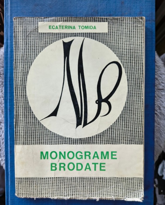 Ecaterina Tomida -Monograme brodate