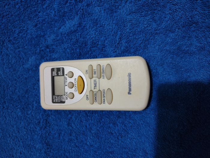 Telecomanda aer conditionat / telecomenzi aer conditionat ORIGINALE, PANASONIC , stare foarte buna, perfect functionala !!