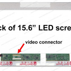 Display 15.6" HD (1366x768) 40 pin video connector cod B156XW02 V.6