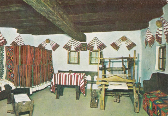 QW28 - Tematica muzee - Interior casa comuna Cherelus - Arad