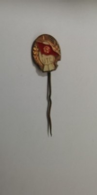 QW9 J 67 - Insigna - tematica comunism - UTC foto