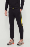 EA7 Emporio Armani pantaloni de trening din bumbac culoarea negru, cu imprimeu