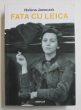 FATA CU LEICA de HELENA JANECZEK , 2019