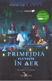 Primejdia pluteste in aer. Seria Usoara ca o pana. Vol.1 - Zoe Aarsen