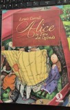 Alice in tara oglinzilor de Lewis Carroll