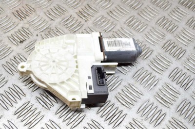 Motor macara geam ușă dreapta față LAND ROVER DISCOVERY III L319 2006 OEM: CUR000140,995075 13869974 foto