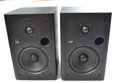 Boxe Canton Fonum 230 foto