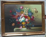 Ulei pe p&acirc;nză o lucrare de dimensiuni impresionante &icirc;ncadrată &icirc;ntr-o ramă din lemn in stilul Baroc, Flori, Realism