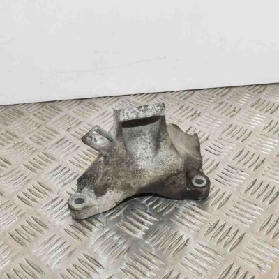 Suport motor dreapta AUDI A6 4F2, C6 2008 OEM: 4F0199308AB 2571924 foto