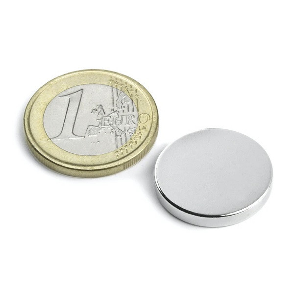 Magnet neodim disc &Oslash;20&amp;#215;3 mm, putere 4,3 kg, N45