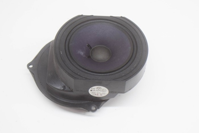 Difuzor ușă dreapta față VW PHAETON 3D_ 2003 OEM: 3D0035453 12300096