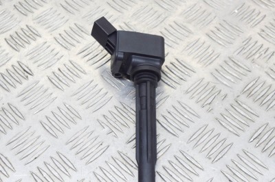 Bobina de inducție de &amp;icirc;naltă tensiune VW GOLF VII 5G1, BQ1, BE1, BE2 2015 OEM: 0040102009,06J905110G 11627220 foto