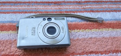 APARAT FOTO DIGITAL CANON IXUS 55 , FARA ACUMULATOR , NU STIU DACA FUNCTIONEAZA . foto