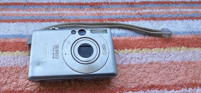 APARAT FOTO DIGITAL CANON IXUS 55 , FARA ACUMULATOR , NU STIU DACA FUNCTIONEAZA .