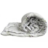 Pilota iarna matlasata lavanda LavenderDream Coneltex, dimensiuni 140x210 cm, dreptunghiulara, culoare alba, umplutura fibra siliconizata, antialergic