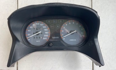 Yamaha XJ600S (RJ01) 1997-2003 Ceasuri Instrumente foto