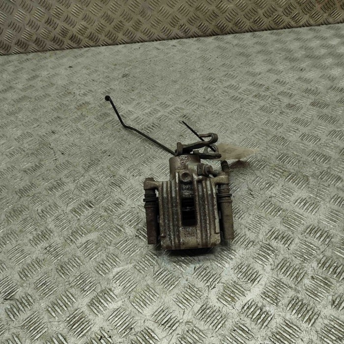 Etrier de fr&acirc;nă dreapta spate VW T-CROSS C11 2024 OEM: Off-road | 31350177