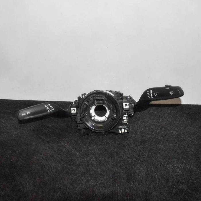 Maneta semnalizare ștergătoare AUDI A3 8V1, 8VK 2013 OEM: 8V0953521F,8V0953502F,5Q0953549A 2732370