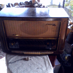 Vechi Radio pe lampi Grundig Type 4040 W/3D an 1954