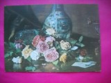 HOPCT 8836 TRANDAFIRI PE MASA-THEODOR AMAN -PICTURA -CARTE POSTALA FLORI -NECIRCULATA