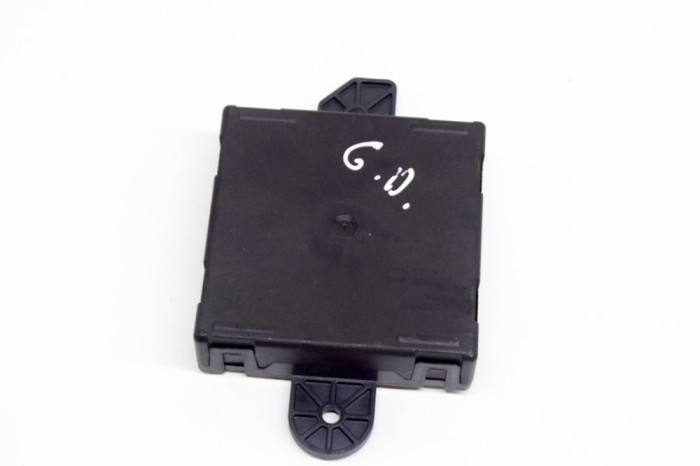 Modul de control ușă dreapta spate MASERATI QUATTROPORTE VI 2014 OEM: 52851640AC,A2C7378720300 13695897