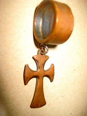 A876-Inel cu cruciulita stil Malta vintage in bronz. foto