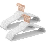 SONGMICS Set 30 umerase catifea cu carlig rotativ, 44x24 cm, alb Household NewTrend