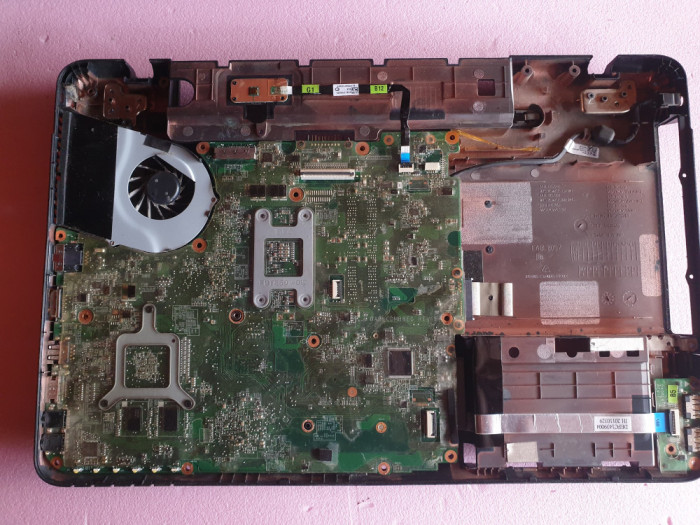 placa debaza si procesor laptop TOSHIBA SATELLITE L755D-11J