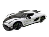 Macheta Koenigsegg Jesko alba 1:24 cu sunete lumini deschide usile si capotele