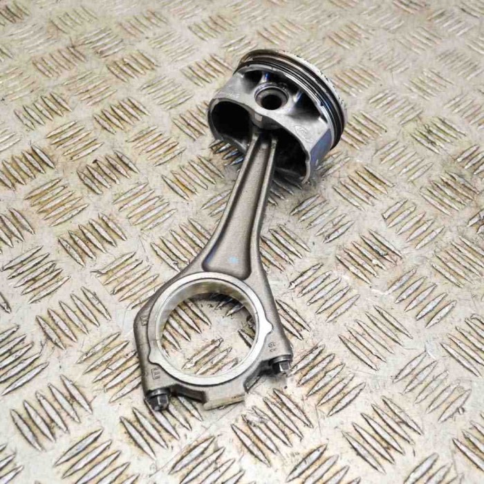 Piston JAGUAR F-TYPE Coupe X152 2016