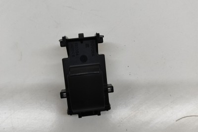 Buton geam ușă st&amp;acirc;nga față TOYOTA YARIS CROSS MXP_ 2021 OEM: 84810-12100 31280189 foto