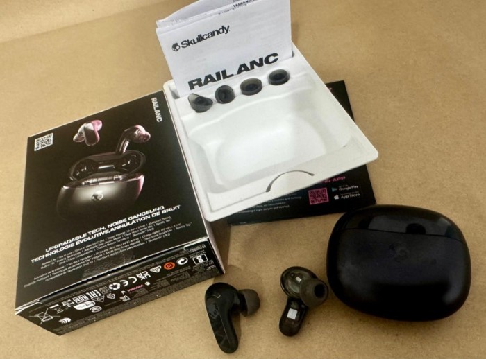 Casti SKULLCANDY Rail ANC