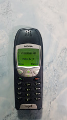 Vand nokia 6210 ideal pt conversatii lungi si carkit auto foto