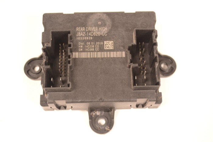Modul de control ușă dreapta spate LAND ROVER RANGE ROVER EVOQUE L551 2019 OEM: J8A2-14D620-CC 14916289