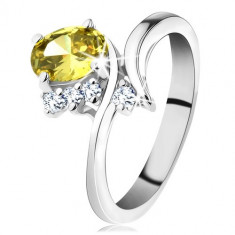 Inel argintiu strălucitor, zirconiu oval de culoare galbenă - Marime inel: 52