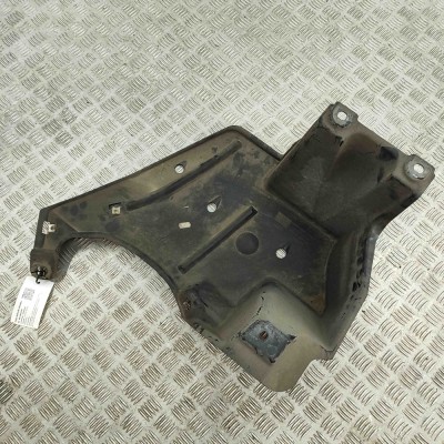 Scut motor dreapta spate AUDI A6 Avant 4G5, C7, 4GD 2015 OEM: 4G0825219B foto