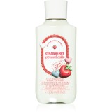 Bath &amp; Body Works Strawberry Pound Cake lapte de corp 236 ml