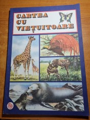 carte pentru copii - cartea cu vietuitoare - din anul 1989 foto