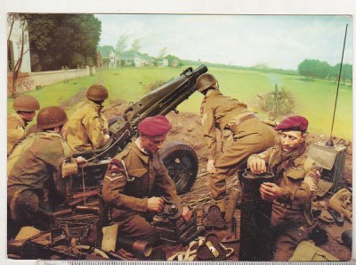 bnk cp Uniforme militare - Diorama cu pozitie de foc in Oosterbeek Olanda , WWII foto