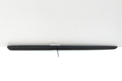 Ornament vertical parbriz st&amp;acirc;nga PORSCHE CAYENNE 9Y0/9Y3 2019 OEM: 9Y0854327A,9Y0.854.327.A | 22826806 foto