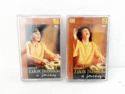 Ustad Zakir Hussain* &amp;ndash; A Journey, 2 casete audio (Vol 1 +2), originale, Saregama foto