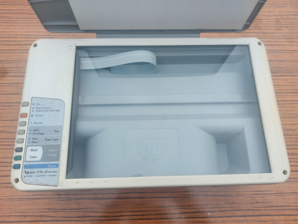 Imprimanta HP psc 1110 all-in-one cu scanner DEFECTA pt piese | Okazii.ro