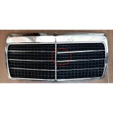 Grila radiator Mercedes W124/Clasa E (Sedan/Coupe/Cabrio/Combi) 12.1984-06.1996, crom/negru DEFECT FABRICATIE VEZI POZA