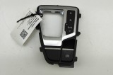 Ornament schimbător de viteze AUDI Q5 FY 2017 OEM: 80C713111C,80C927225 | 31798039