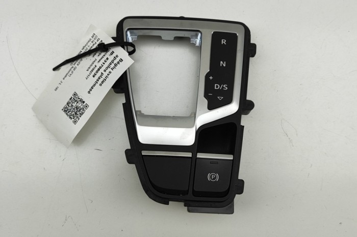 Ornament schimbător de viteze AUDI Q5 FY 2017 OEM: 80C713111C,80C927225 | 31798039