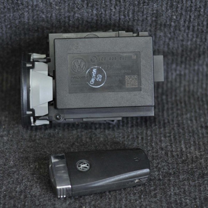 Butuc de contact VW PASSAT B6 3C2 2007 OEM: 3C0905843 1495887