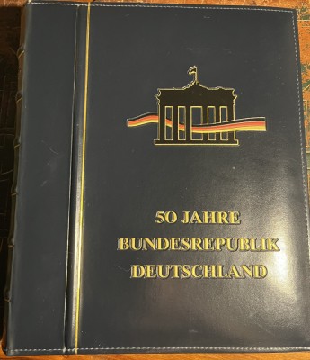 Album Concept tematic BRD -50 ani, 80 pagini editat de Posta Germana. foto